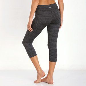 Beyond Yoga Spacedye Capri Leggings Black Charcoal